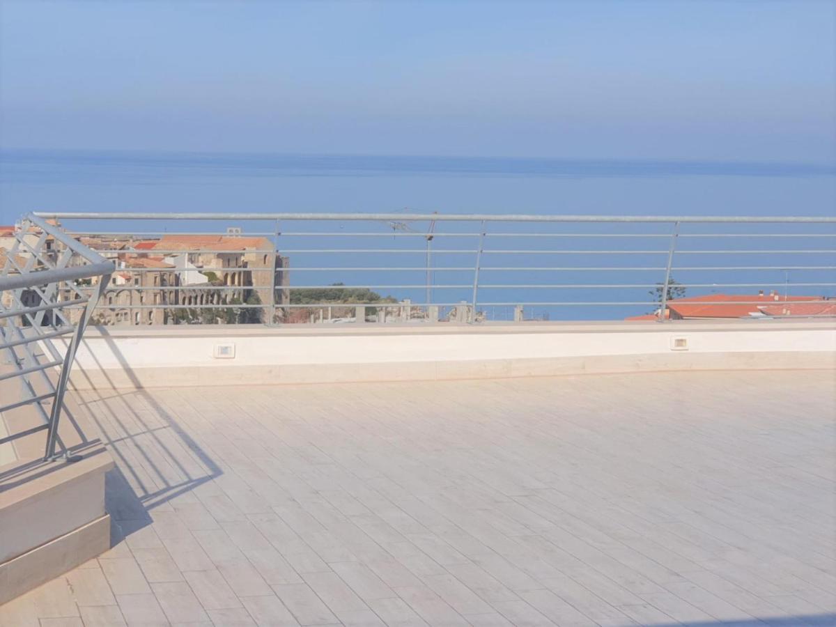 Sapphire Penthouse Appartement Tropea Buitenkant foto
