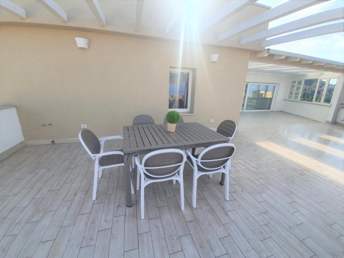 Sapphire Penthouse Appartement Tropea Buitenkant foto
