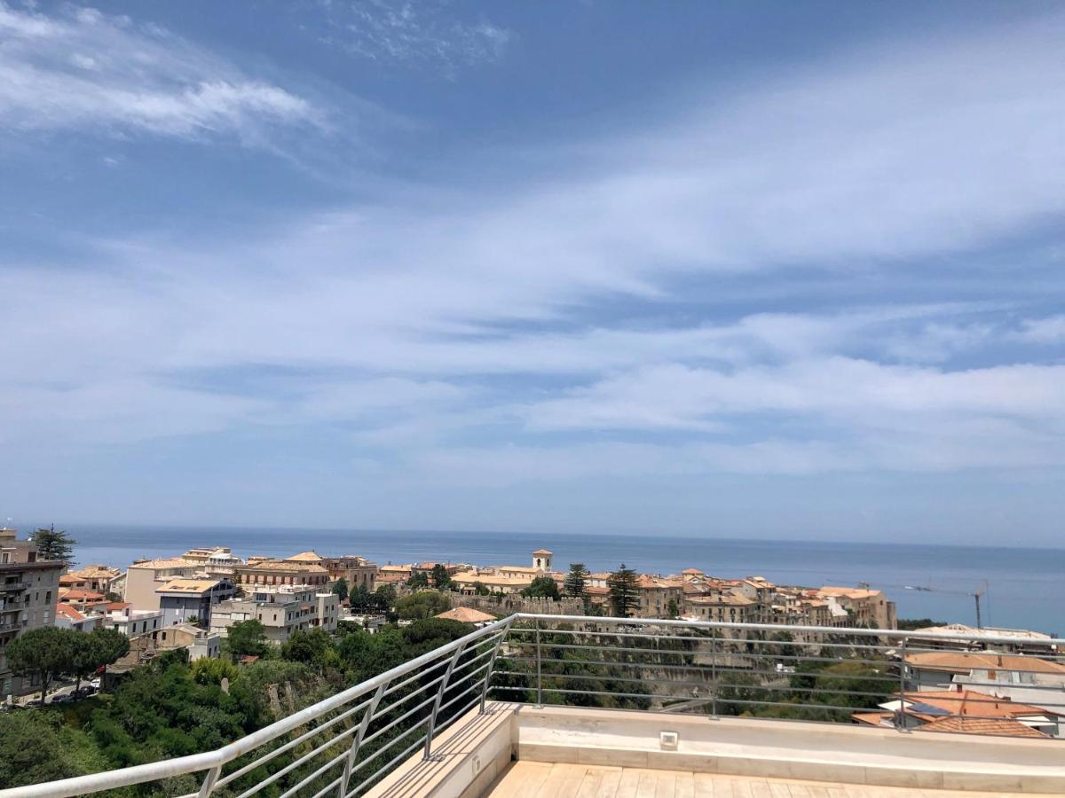 Sapphire Penthouse Appartement Tropea Buitenkant foto